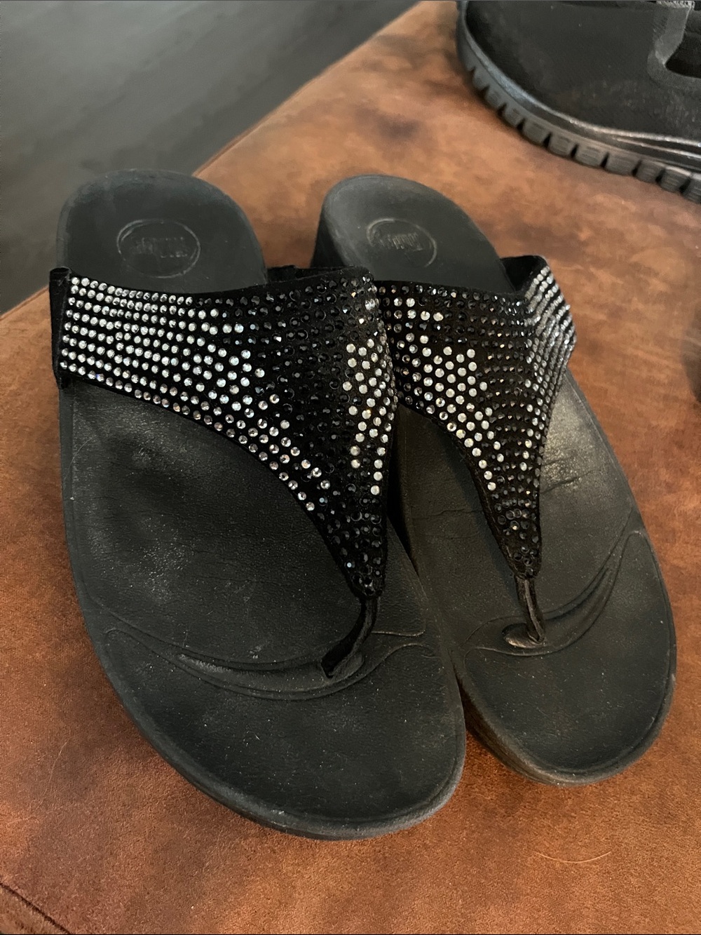 Fitflop Black Crystal-Embellished Toe-Post Sandals